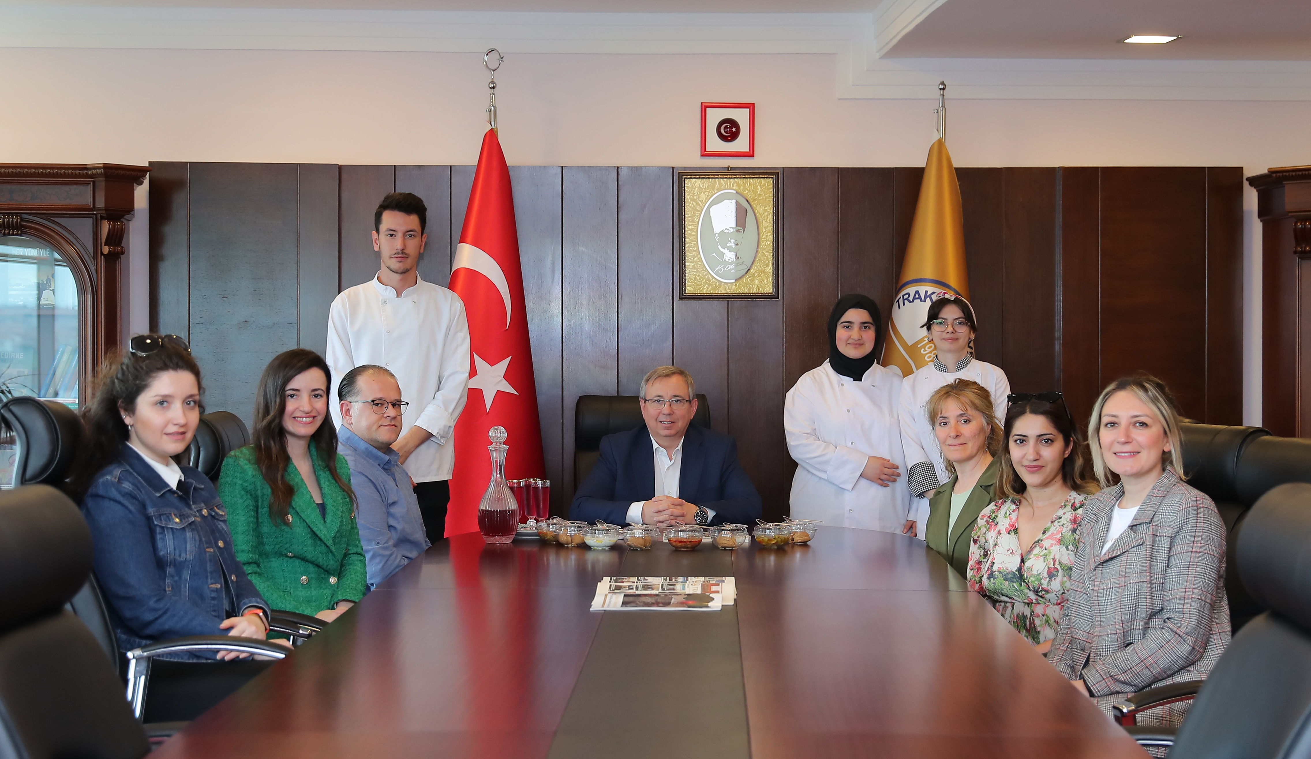 ARDA MESLEK YÜKSEKOKULUNDAN TÜRK VE SARAY MUTFAĞI LEZZETLERİ SUNUMU