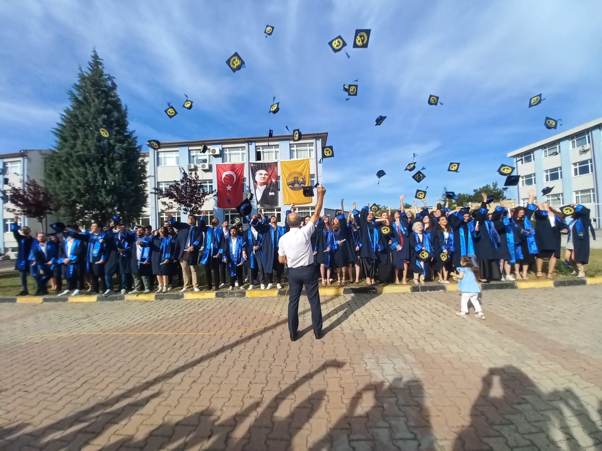 TRAKYA ÜNİVERSİTESİ KEŞAN MESLEK YÜKSEKOKULUNDA MEZUNİYET TÖRENİ