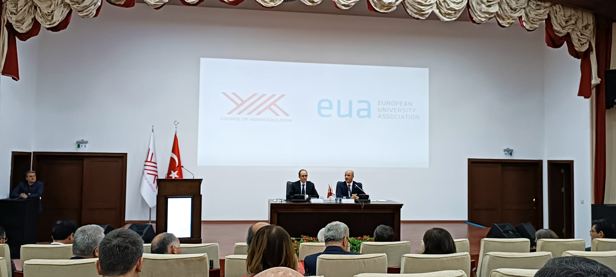 REKTÖR PROF. DR. ERHAN TABAKOĞLU, AVRUPA ÜNİVERSİTELER BİRLİĞİ (EUA) TEMSİLCİLERİ VE EUA ÜYESİ TÜRK ÜNİVERSİTELERİ İLE İSTİŞARE TOPLANTISINA KATILDI