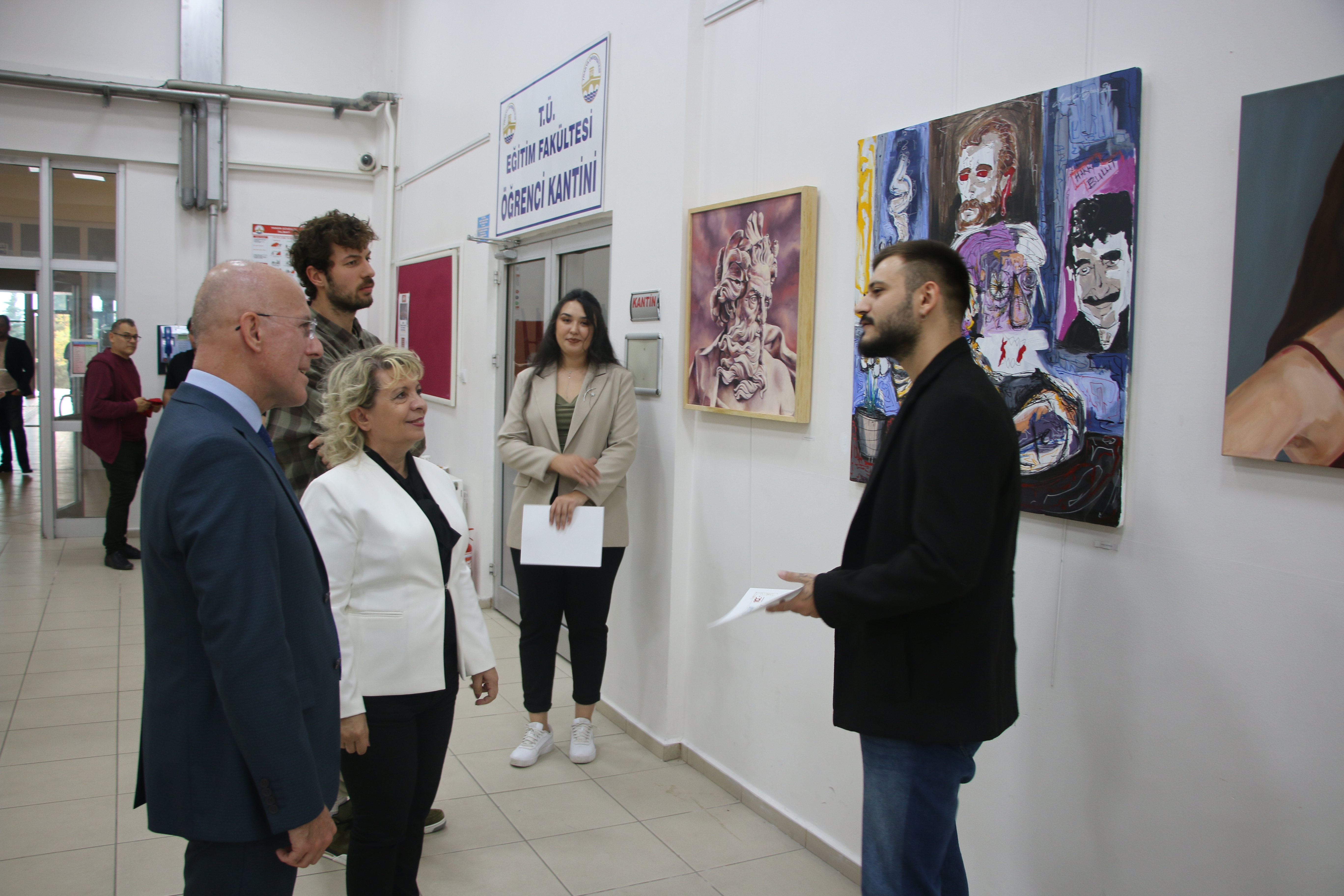 TRAKYA ÜNİVERSİTESİ EĞİTİM FAKÜLTESİNDE “MEZUNLAR BULUŞMASI II” SERGİSİ DÜZENLENDİ