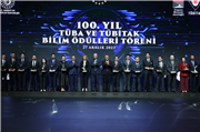 100. YIL TÜBİTAK VE TÜBA BİLİM ÖDÜLLERİ TÖRENİ’NDE PROF. DR. SERVET ALTAY’A ÖDÜL