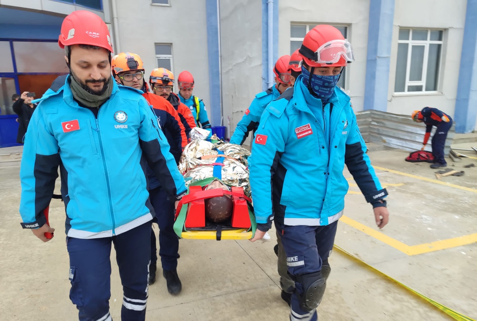 HAVSA VE UZUNKÖPRÜ MESLEK YÜKSEKOKULLARINDA DEPREM TATBİKATI GERÇEKLEŞTİRİLDİ