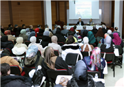 AYÇİN KANTOĞLU’NUN VERDİĞİ GAZZE KONFERANSI BÜYÜK İLGİ GÖRDÜ