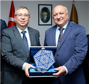 DR. ATANAS DAFOVSKİ HASTANESİ BAŞHEKİMİ PROF. DR. TODOR ÇERKEZOV’DAN, REKTÖR PROF. DR. ERHAN TABAKOĞLU’NA ZİYARET