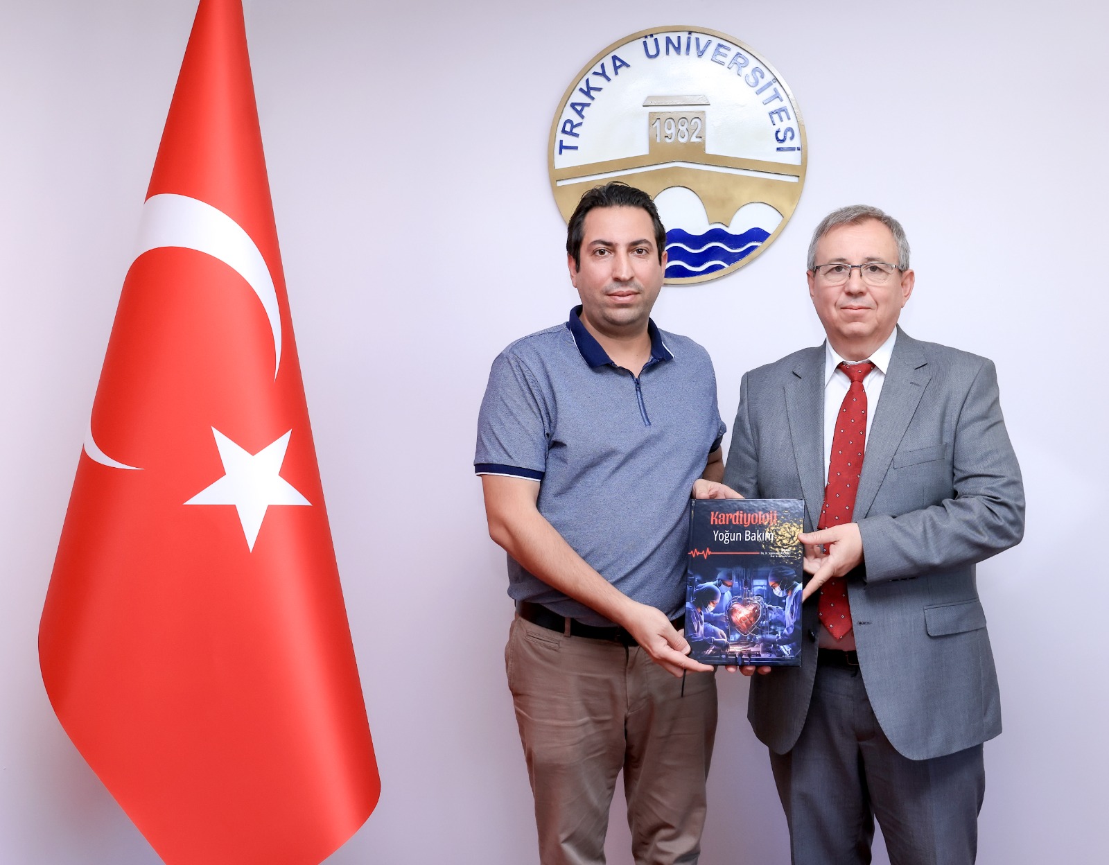 PROF. DR. SERVET ALTAY’IN EDİTÖRLERİ ARASINDA YER ALDIĞI YENİ KİTABI YAYIMLANDI