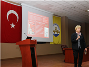 PROF. DR. SAKİNE ERUZ, MÜTERCİM TERCÜMANLIK BÖLÜMÜ ÖĞRENCİLERİ İLE BİR ARAYA GELDİ