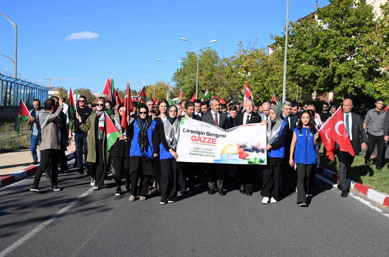 “DİRENİŞİN SİMGESİ GAZZE” YÜRÜYÜŞÜNE KATILDIK