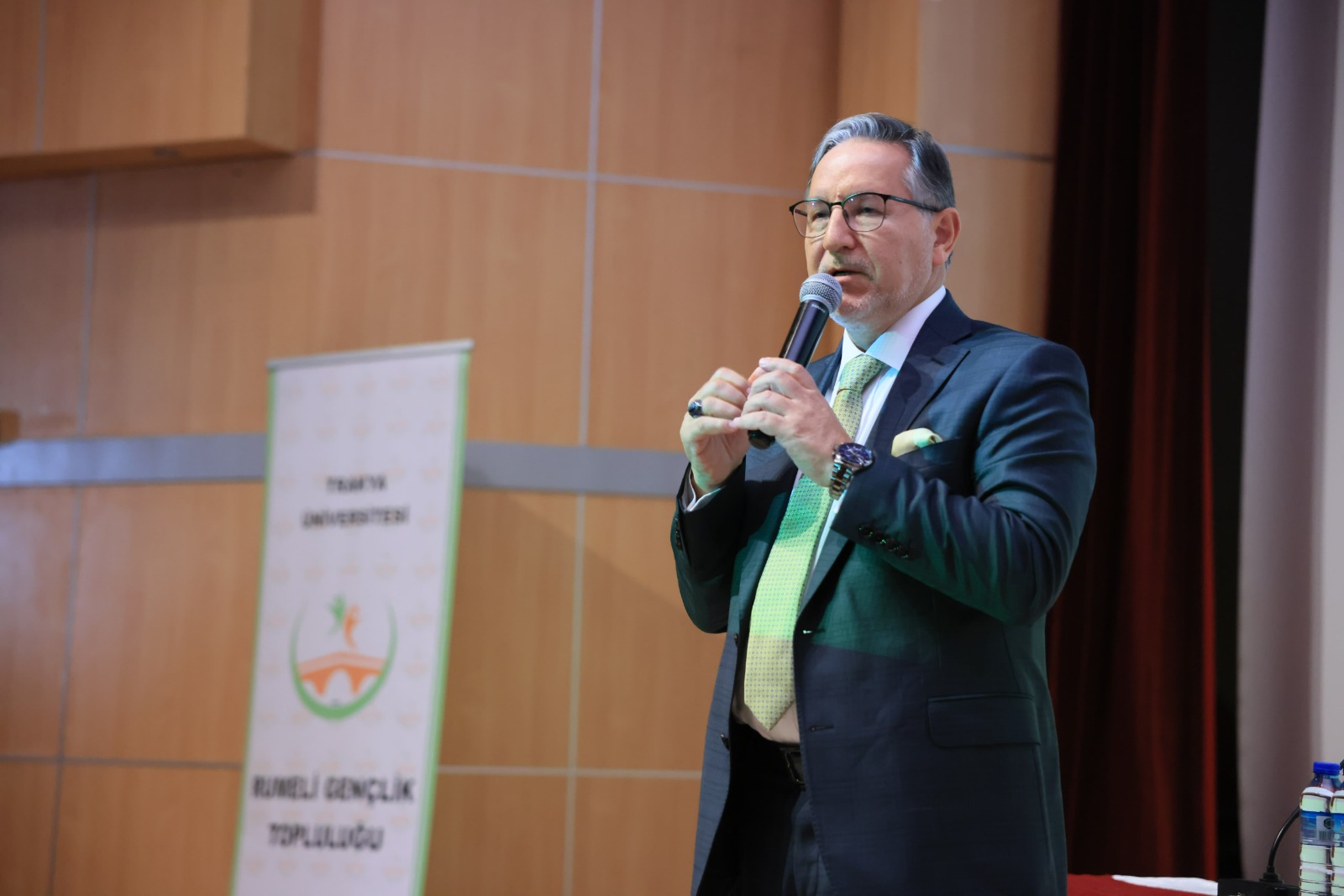 PROF. DR. MUSTAFA KARATAŞ'TAN HZ. PEYGAMBERİN ÖRNEKLİĞİ VE ŞAHSİYETİ KONFERANSI